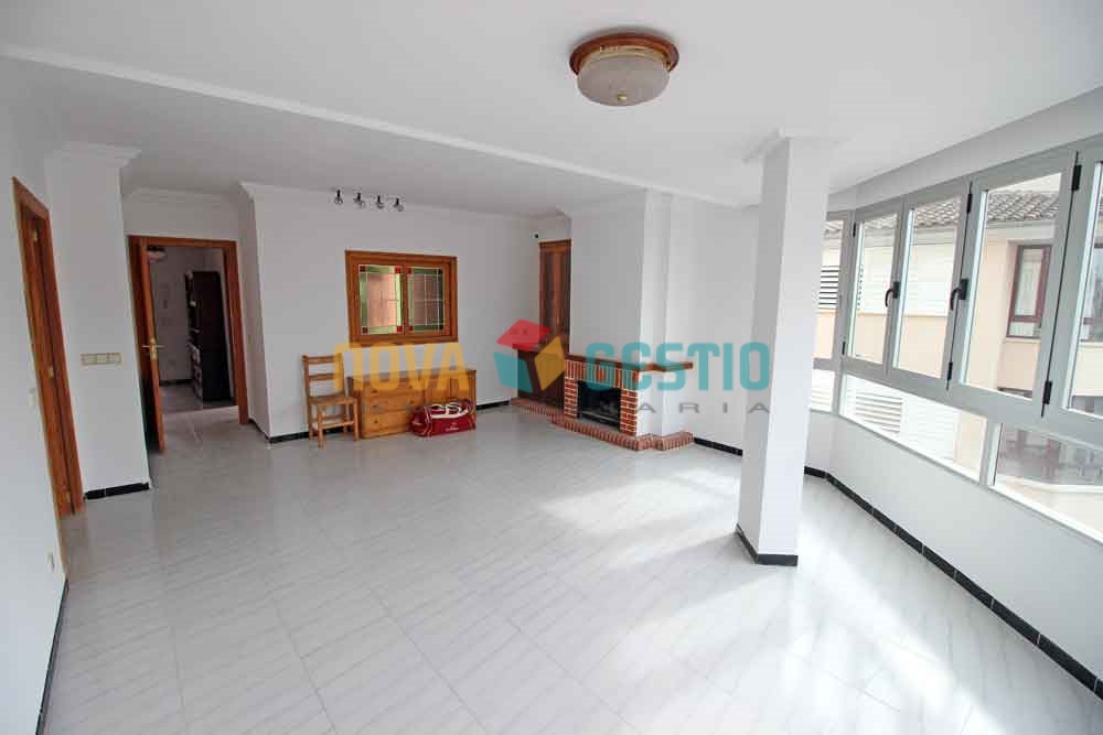 Amplio piso en alquiler en Manacor : : PI537MA-AES