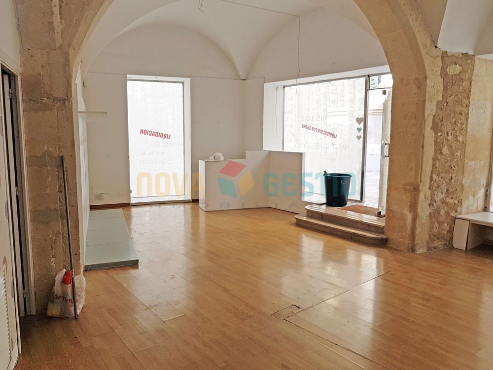 Premises for Sale in Manacor : : LO1588-VEN