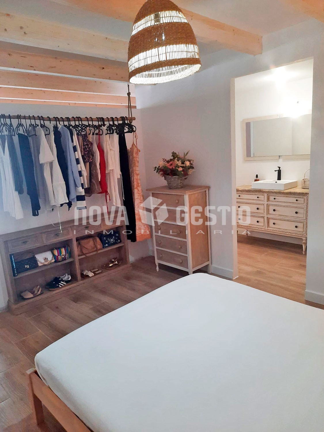 Duplex en alquiler en Cala Mendia : : DP1677CAME-AES