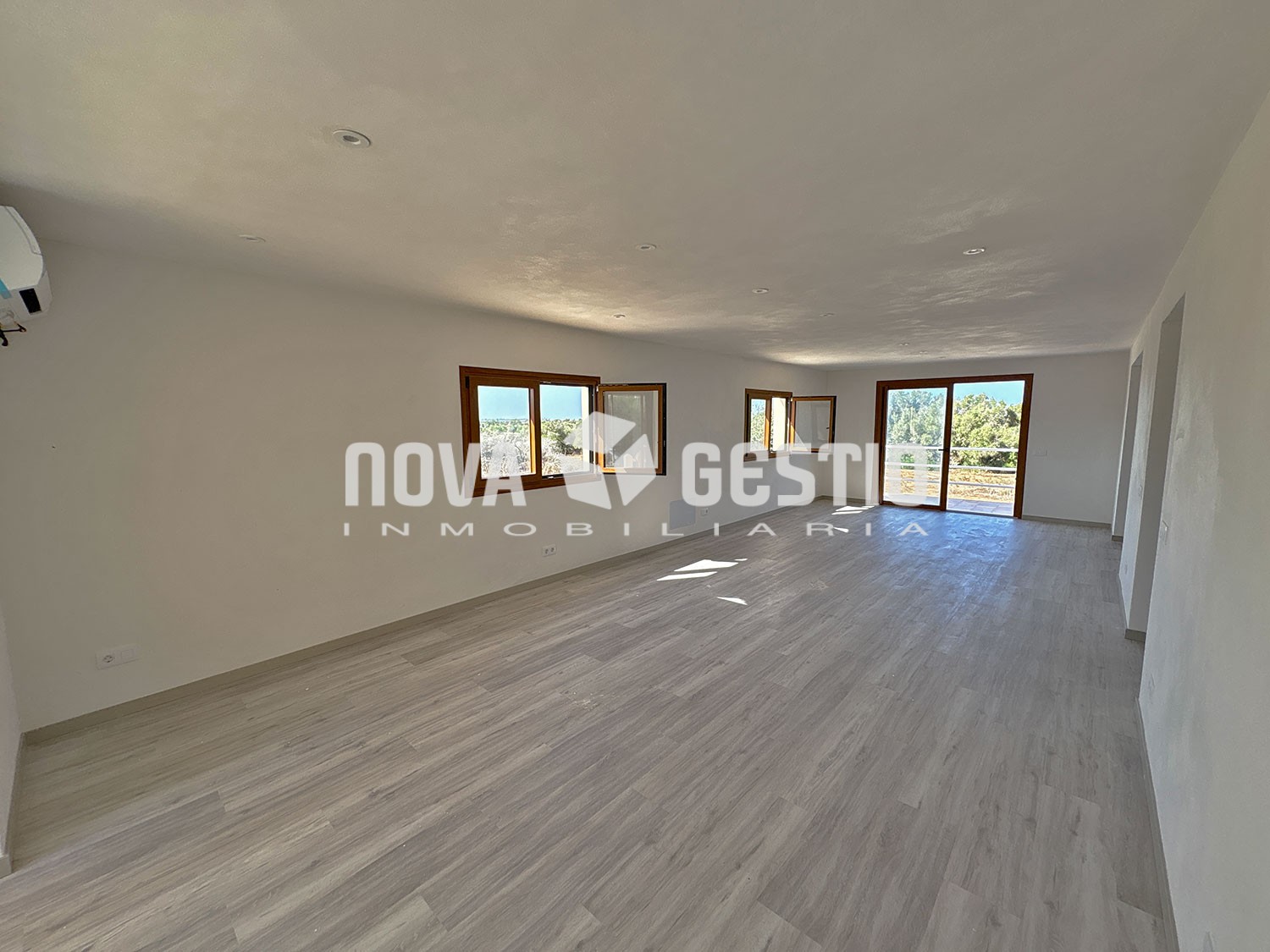 Se alquila lujosa finca rústica en Santanyí : : CA1765SA-AES