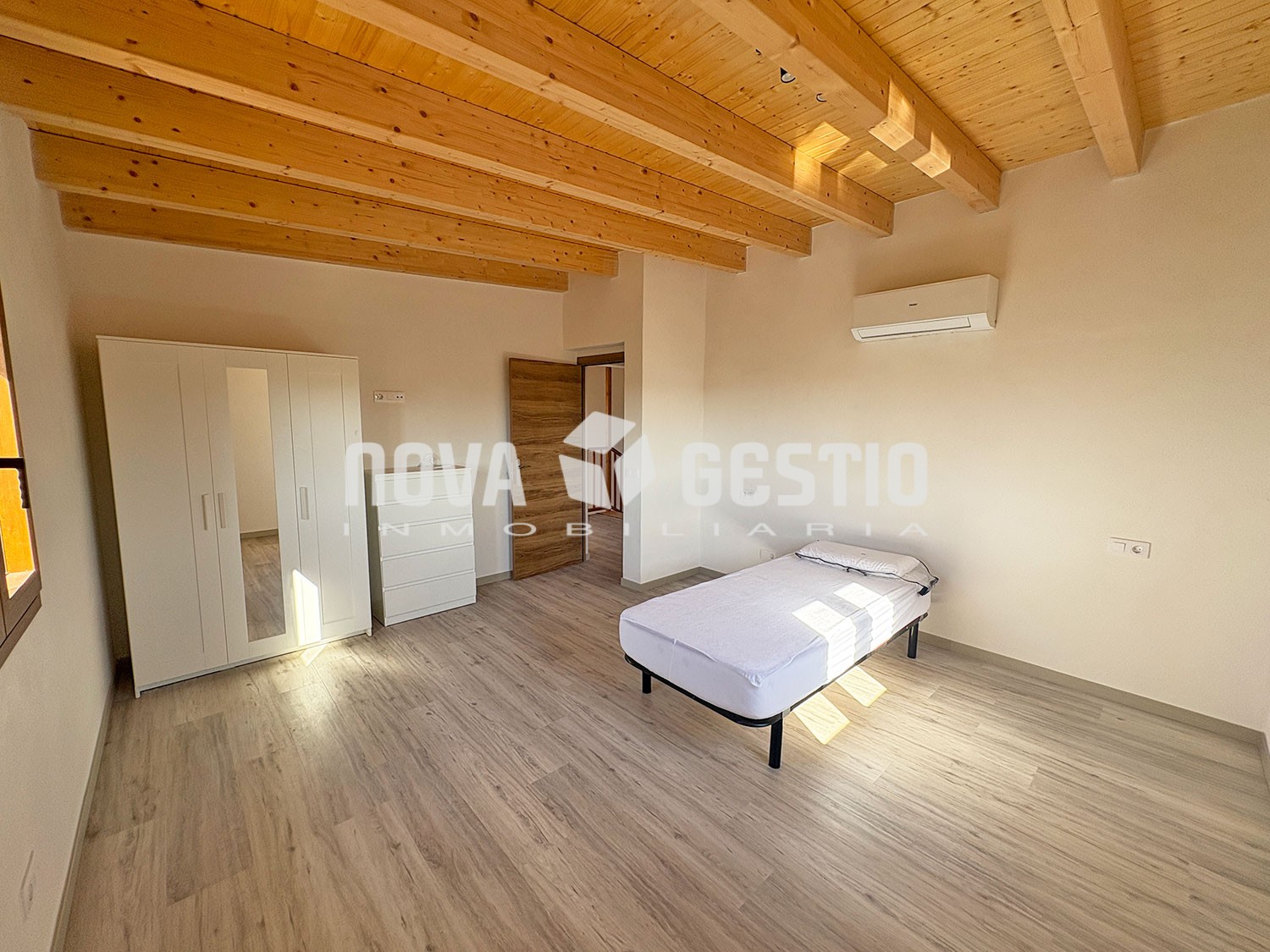 Se alquila lujosa finca rústica en Santanyí : : CA1765SA-AES