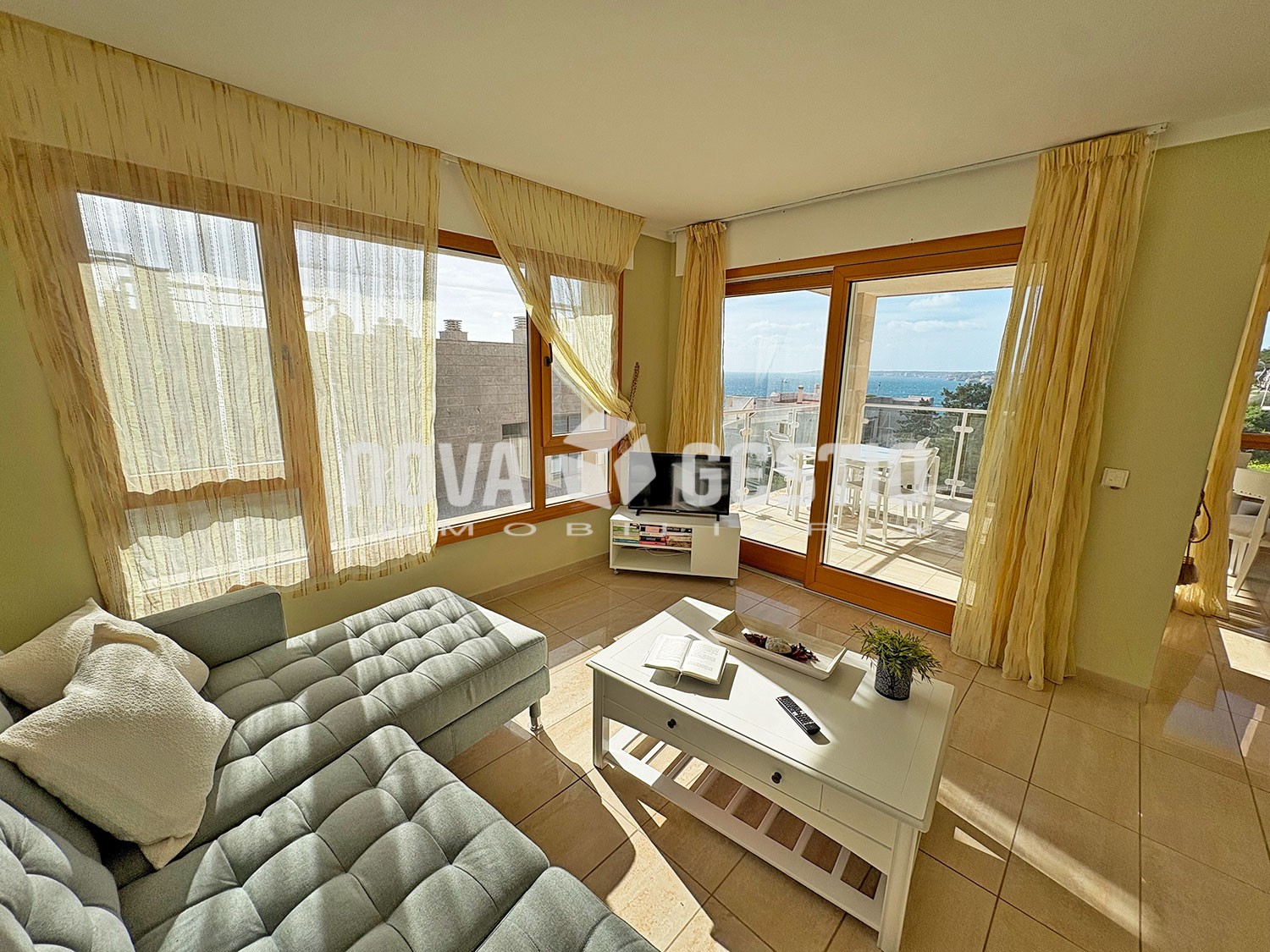 Piso en alquiler con vistas al mar en Cala Figuera : : PI1665CFI-AES