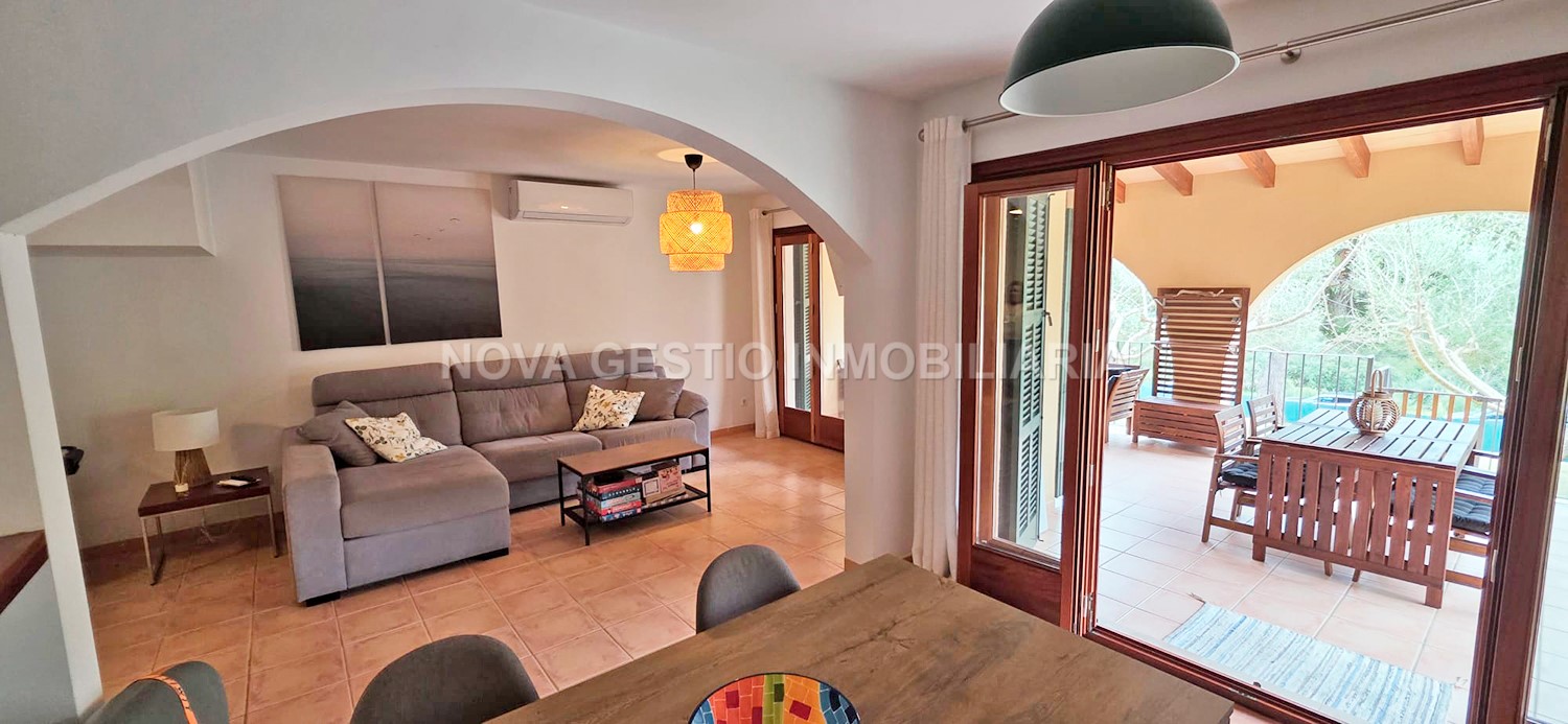 Precioso chalet adosado en venta en Cala Rómantica : : AD1881CR-VES