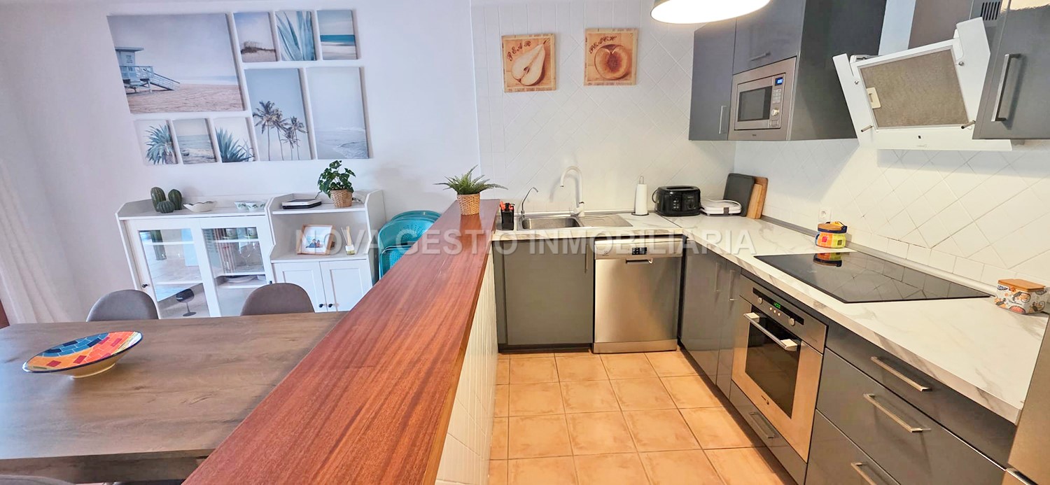 Precioso chalet adosado en venta en Cala Rómantica : : AD1881CR-VES