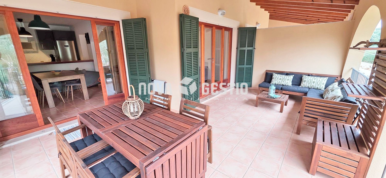 Beautiful semi-detached villa for sale in Cala Romántica : : AD1881CR-VEN