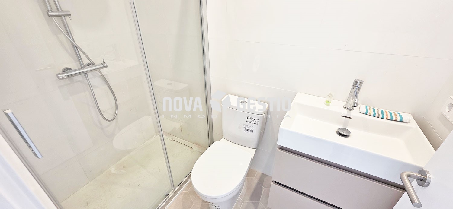 Piso primera linea S’Illot en alquiler : : PI1876SIL-AES