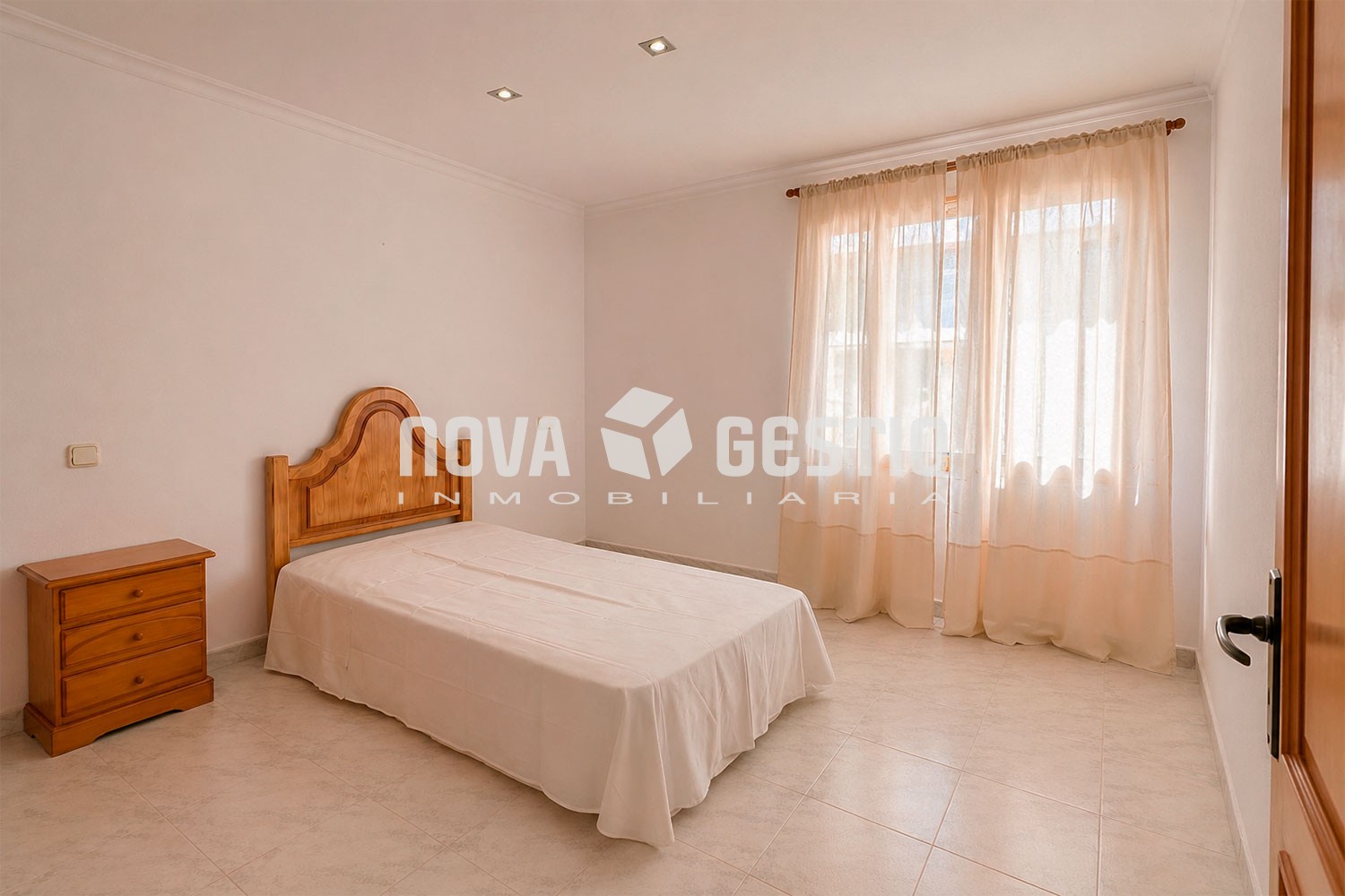 Piso en alquiler en Cala Ratjada : : PI1884CA-AES