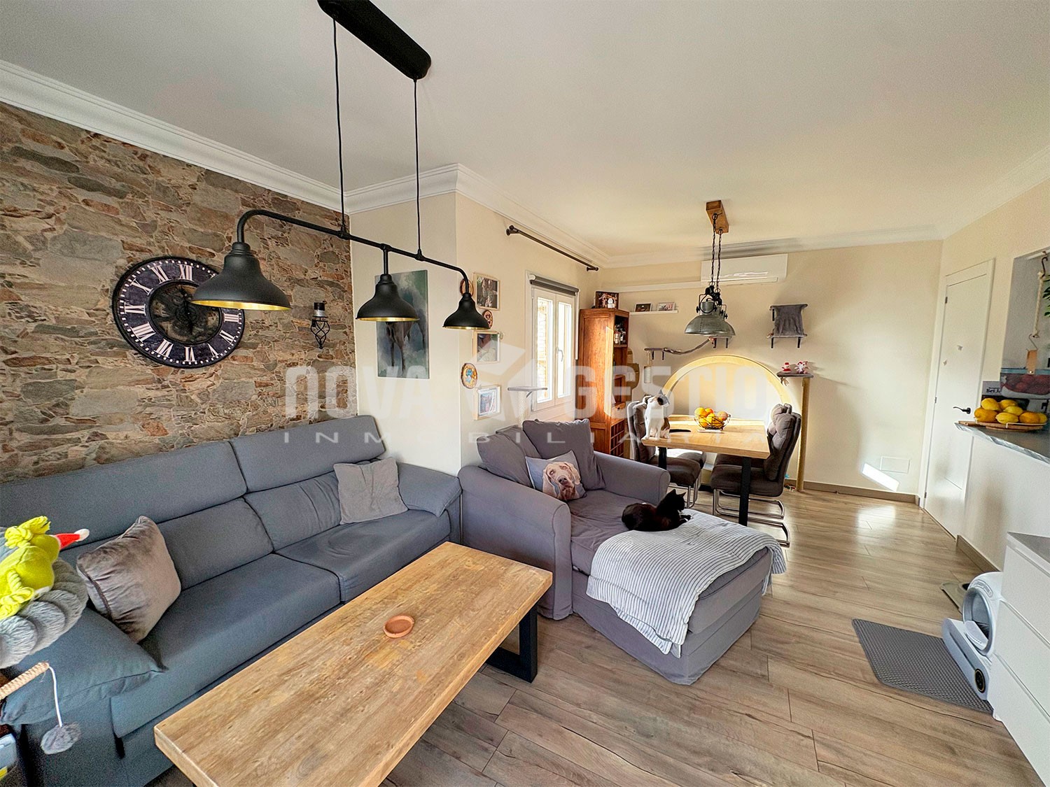 Piso reformado en venta en Cala Millor : : PI1883CM-VES