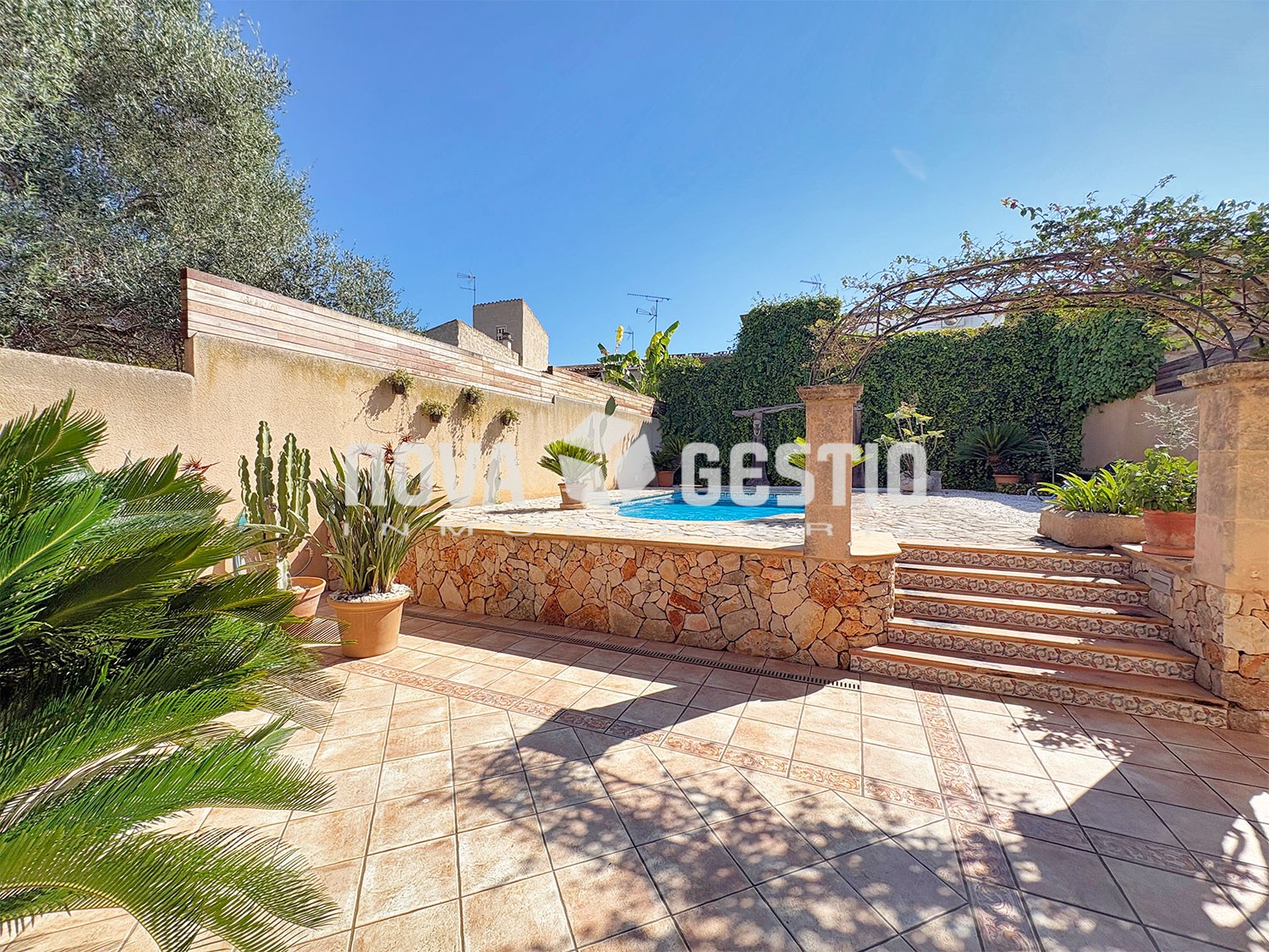 Casa en alquiler en Manacor : : CA808MA-AES