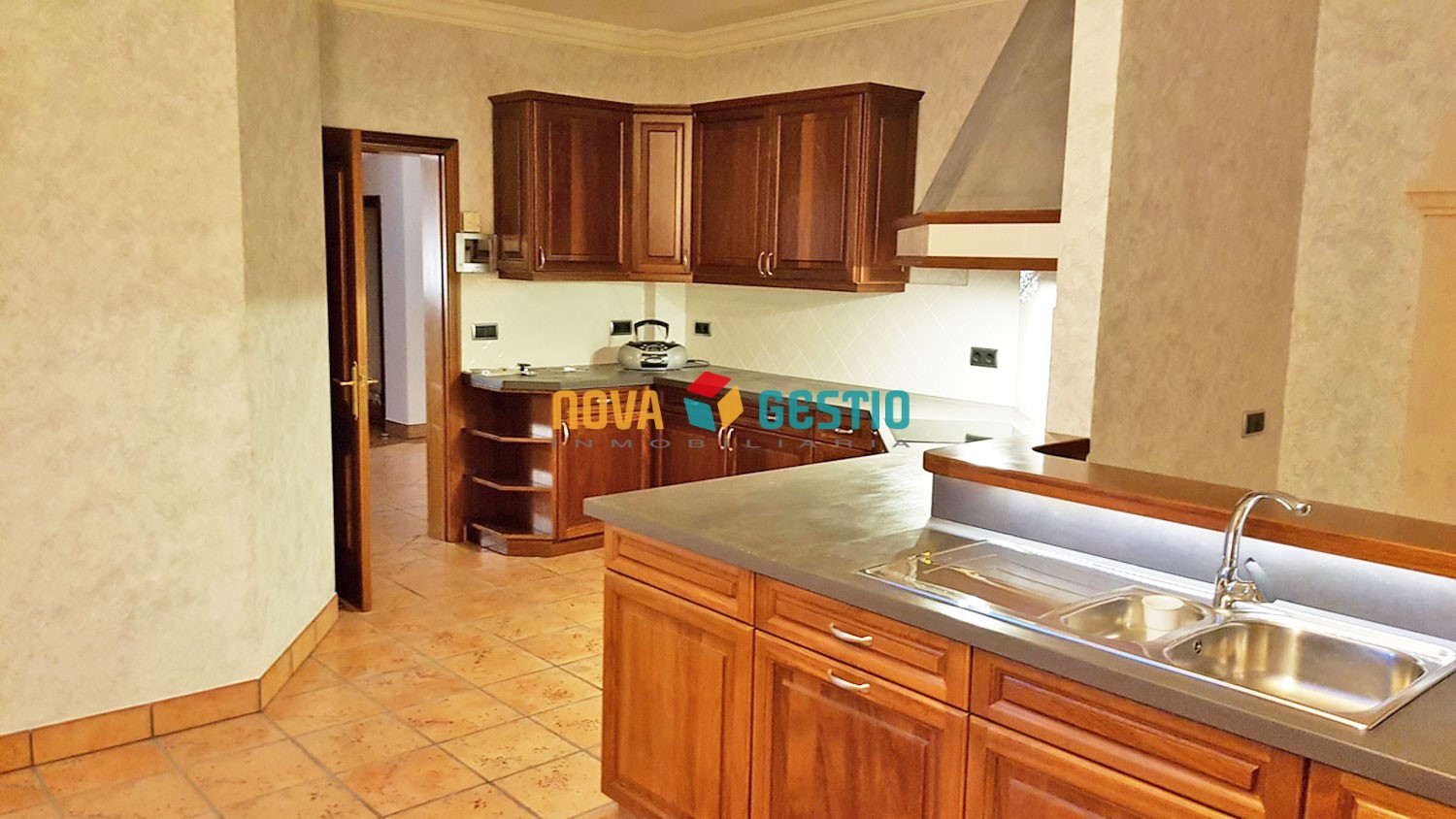 Finca rústica de lujo en venta en Santa Margarita : : FR1118SMG-VES