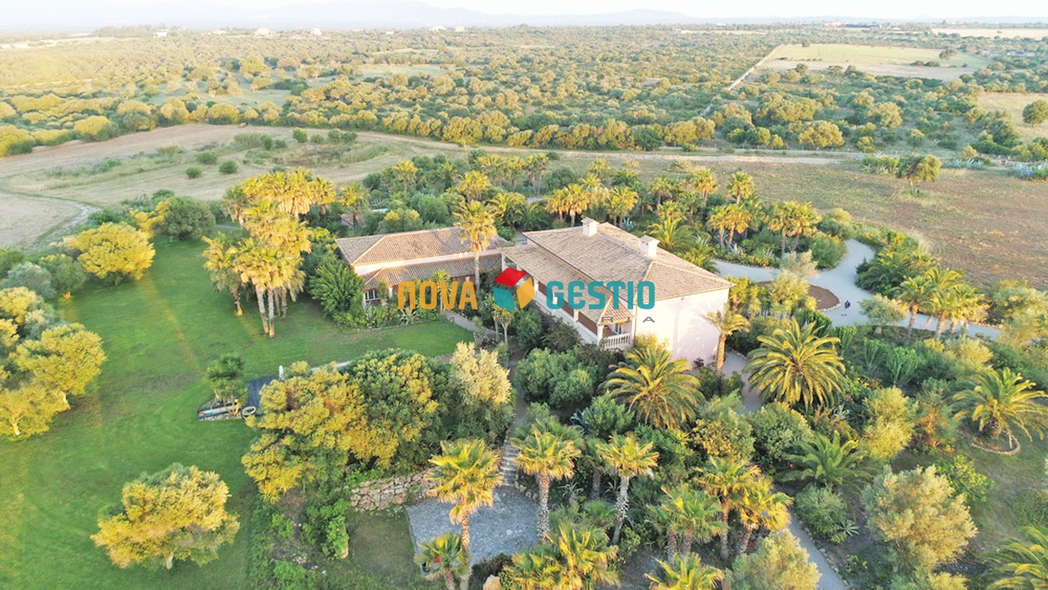 Finca rústica de lujo en venta en Santa Margarita : : FR1118SMG-VES
