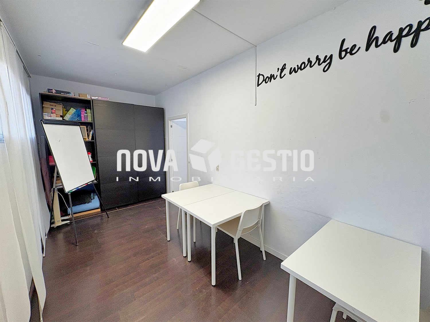 Se alquila local comercial en Manacor : : LO1906MA-AES