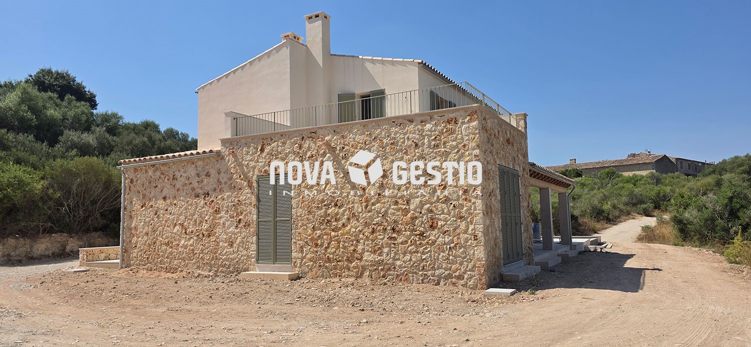 Finca Rústica obra nueva en venta en Manacor : : FR1910MA-VES