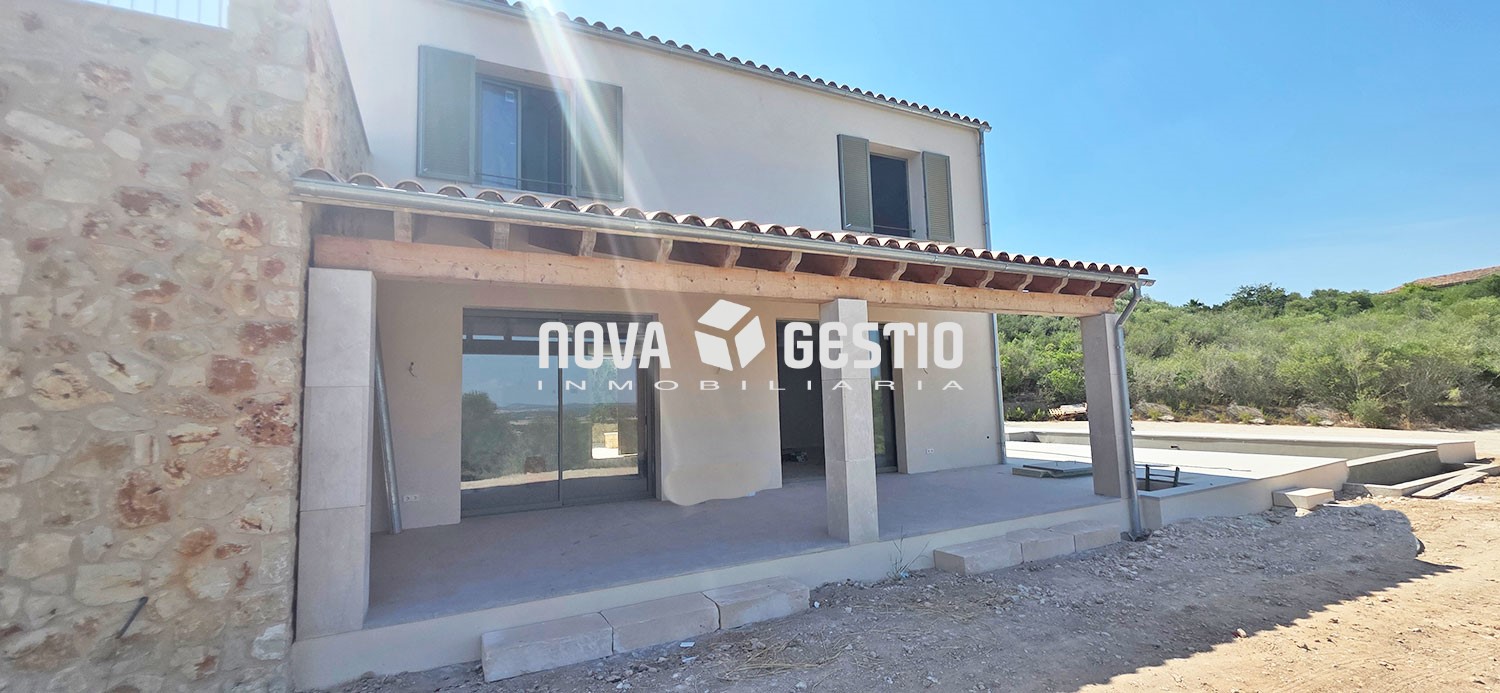 Finca Rústica obra nueva en venta en Manacor : : FR1910MA-VES