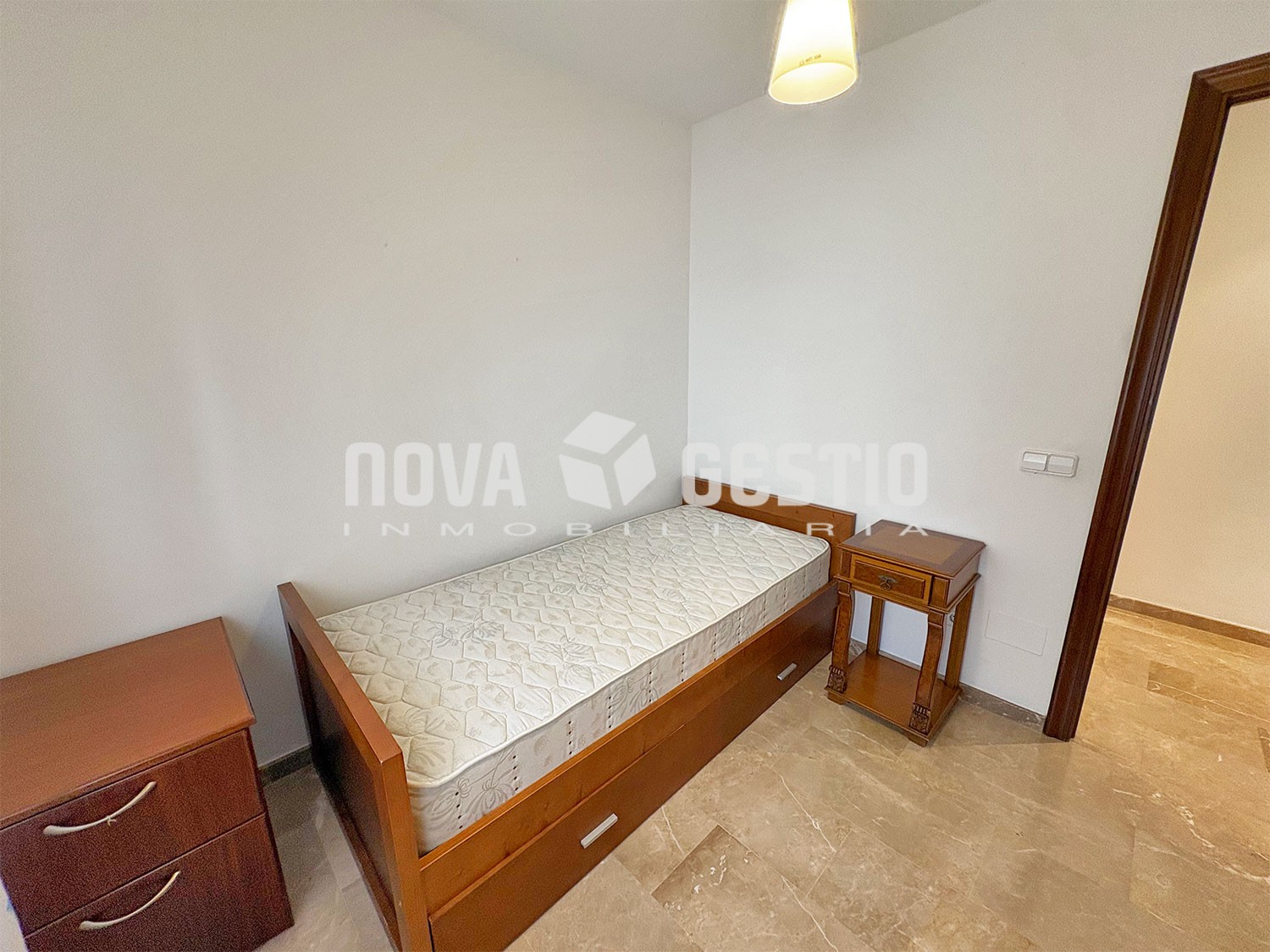 Amplio piso en alquiler en Manacor : : PI1724MA-AES