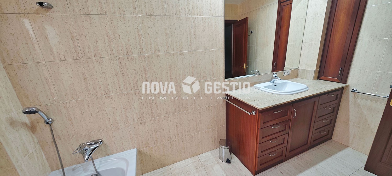 Amplio piso en alquiler en Manacor : : PI1724MA-AES