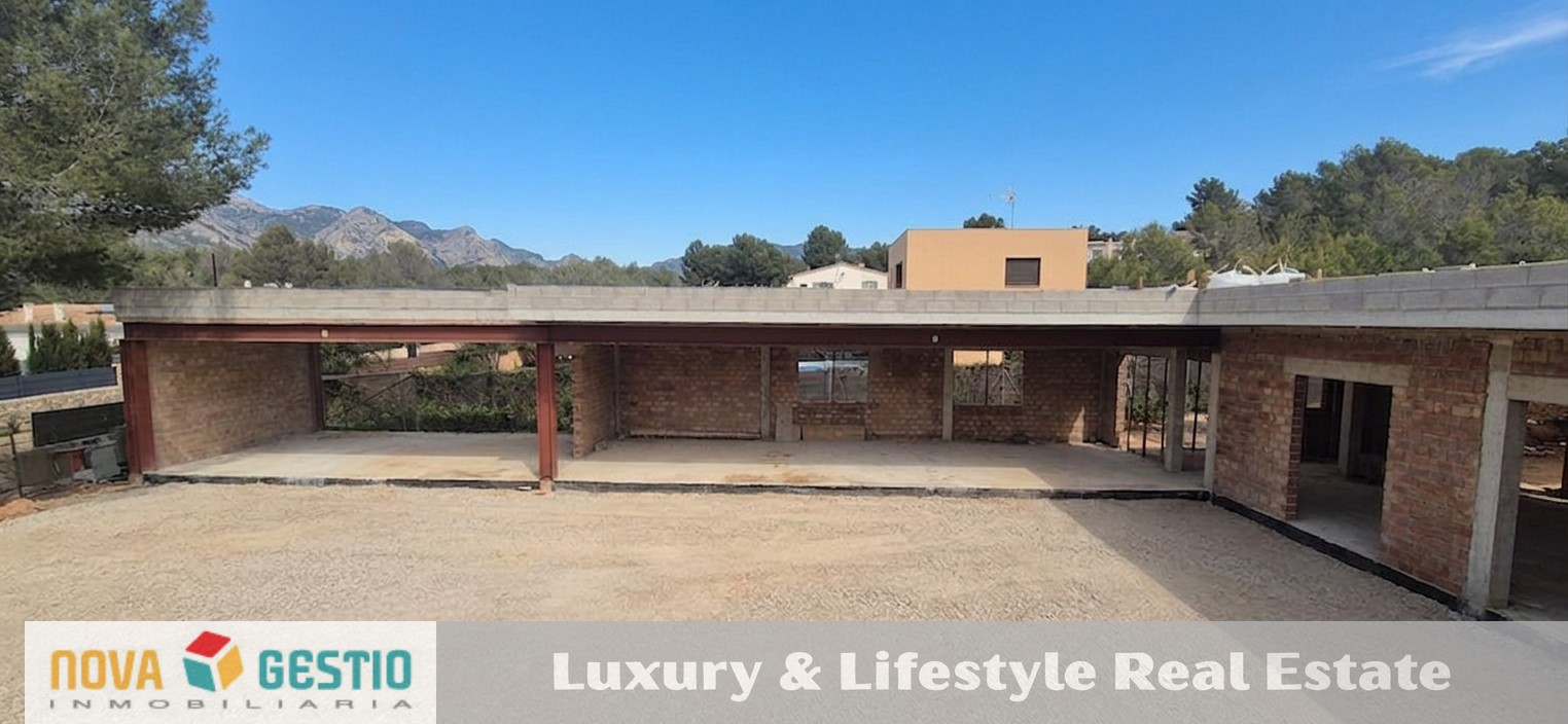 Chalet de lujo con piscina a estrenar en Bunyola : : CH1929BU-VES