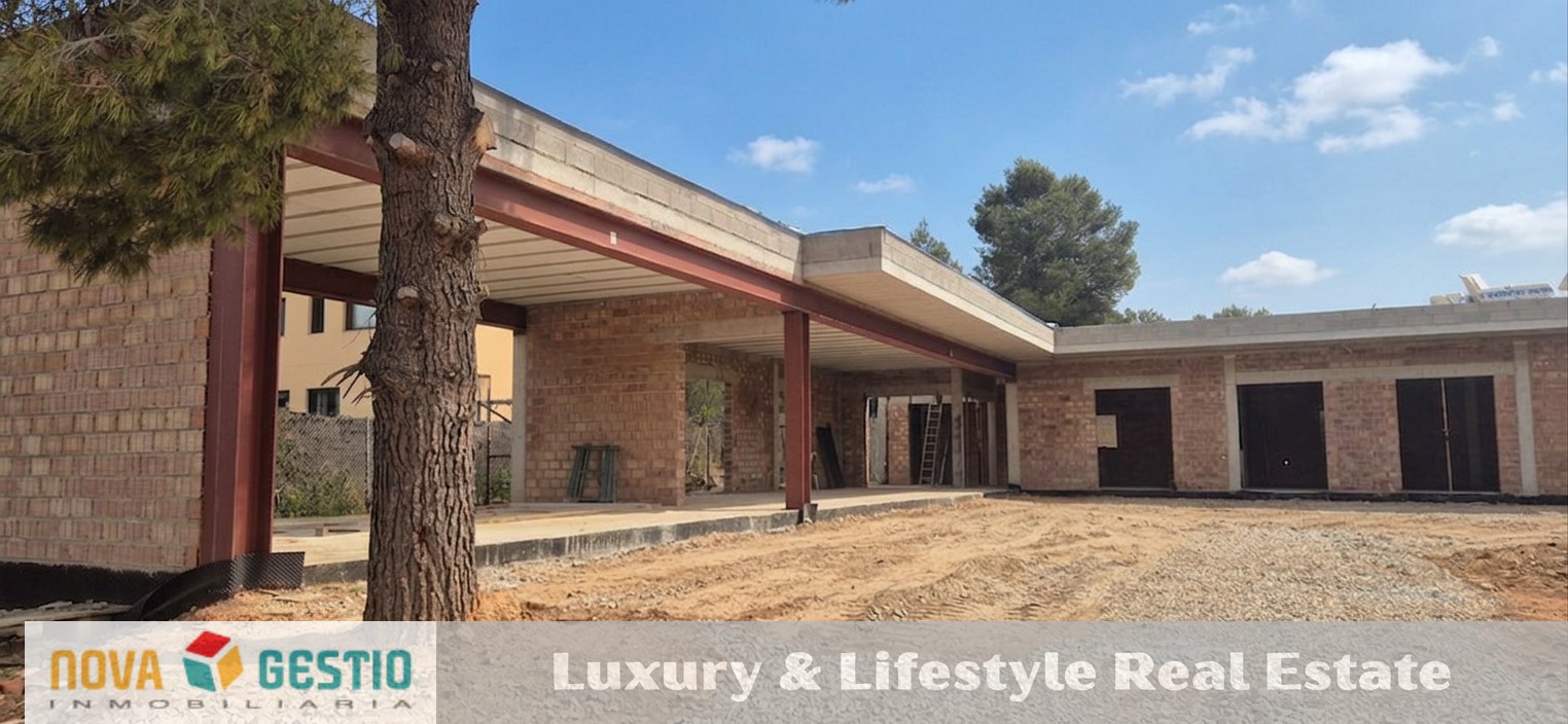 Chalet de lujo con piscina a estrenar en Bunyola : : CH1929BU-VES
