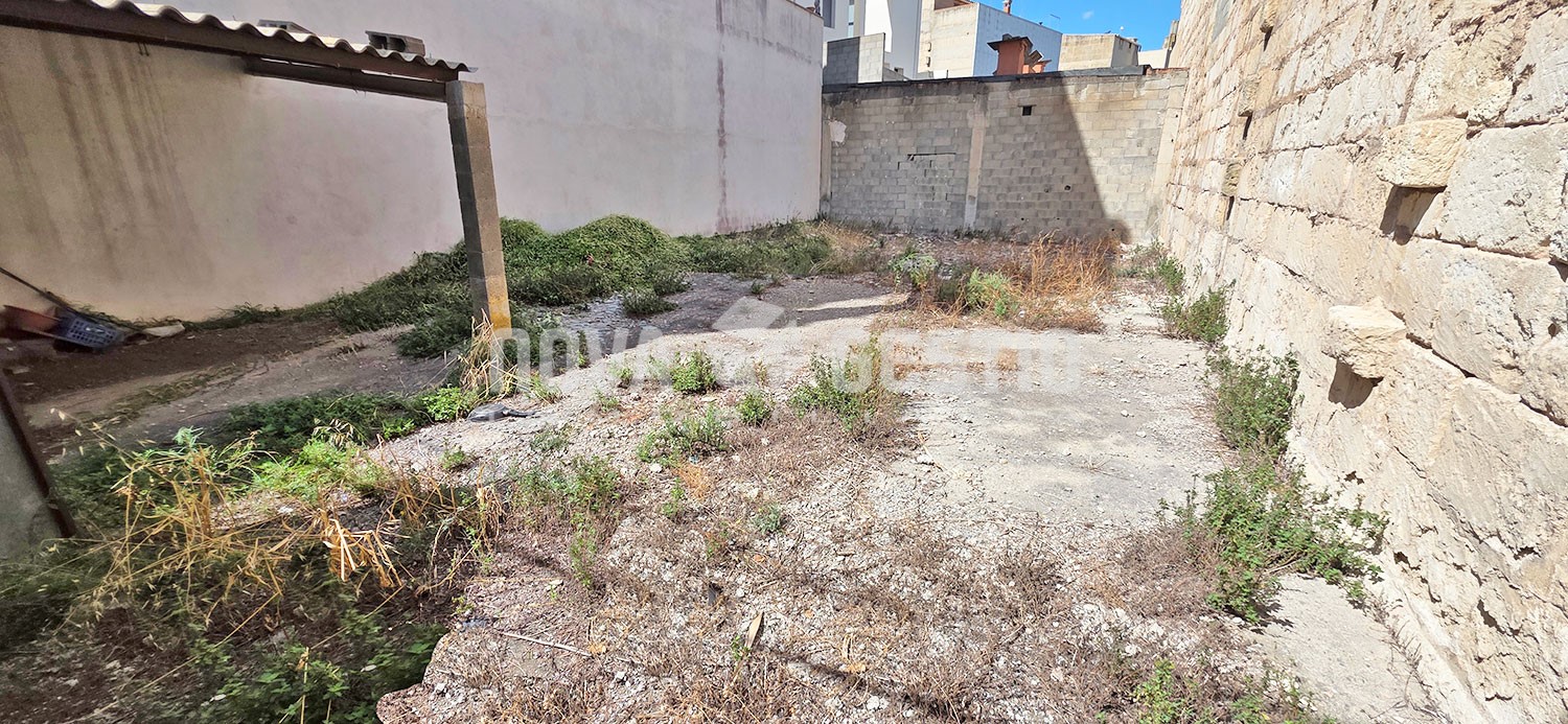 Solar urbano edificable en venta en Manacor : : SO1928MA-VES